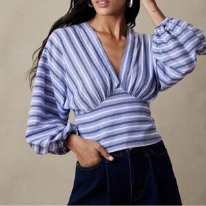 NEW Banana Republic Factory Shirred Crop Top Cotton V-Neck Blue Stripe Size 2